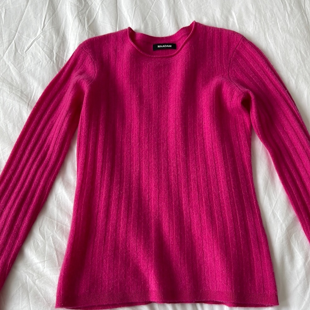 Naadam cashmere fuchsia sweater. Size small.